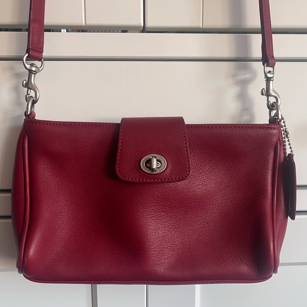 Vintage Coach Legacy Demi Crossbody in Red 🔥